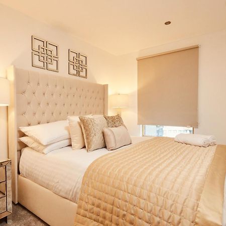 Deluxe City Apt, Beautiful River View,Free Parking No Balcony ليدز المظهر الخارجي الصورة