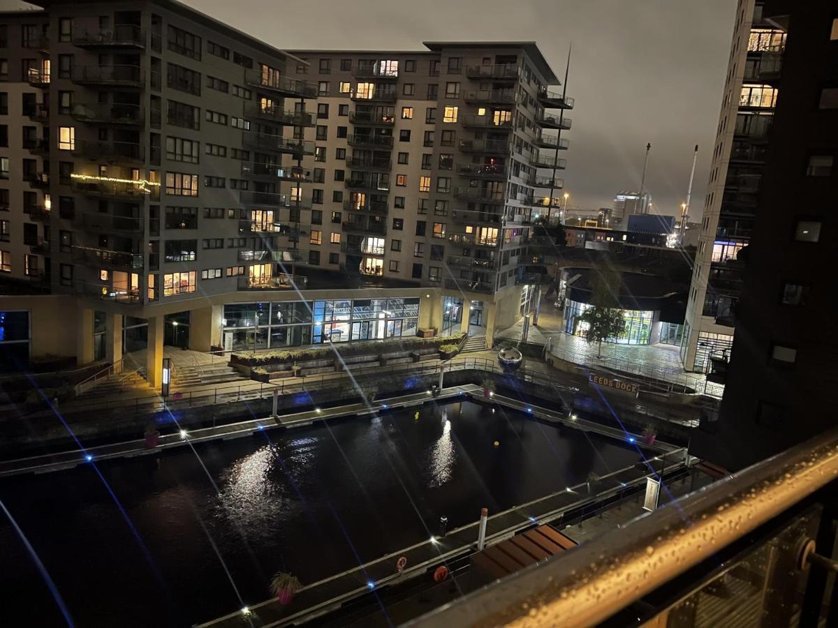 Deluxe City Apt, Beautiful River View,Free Parking No Balcony ليدز المظهر الخارجي الصورة