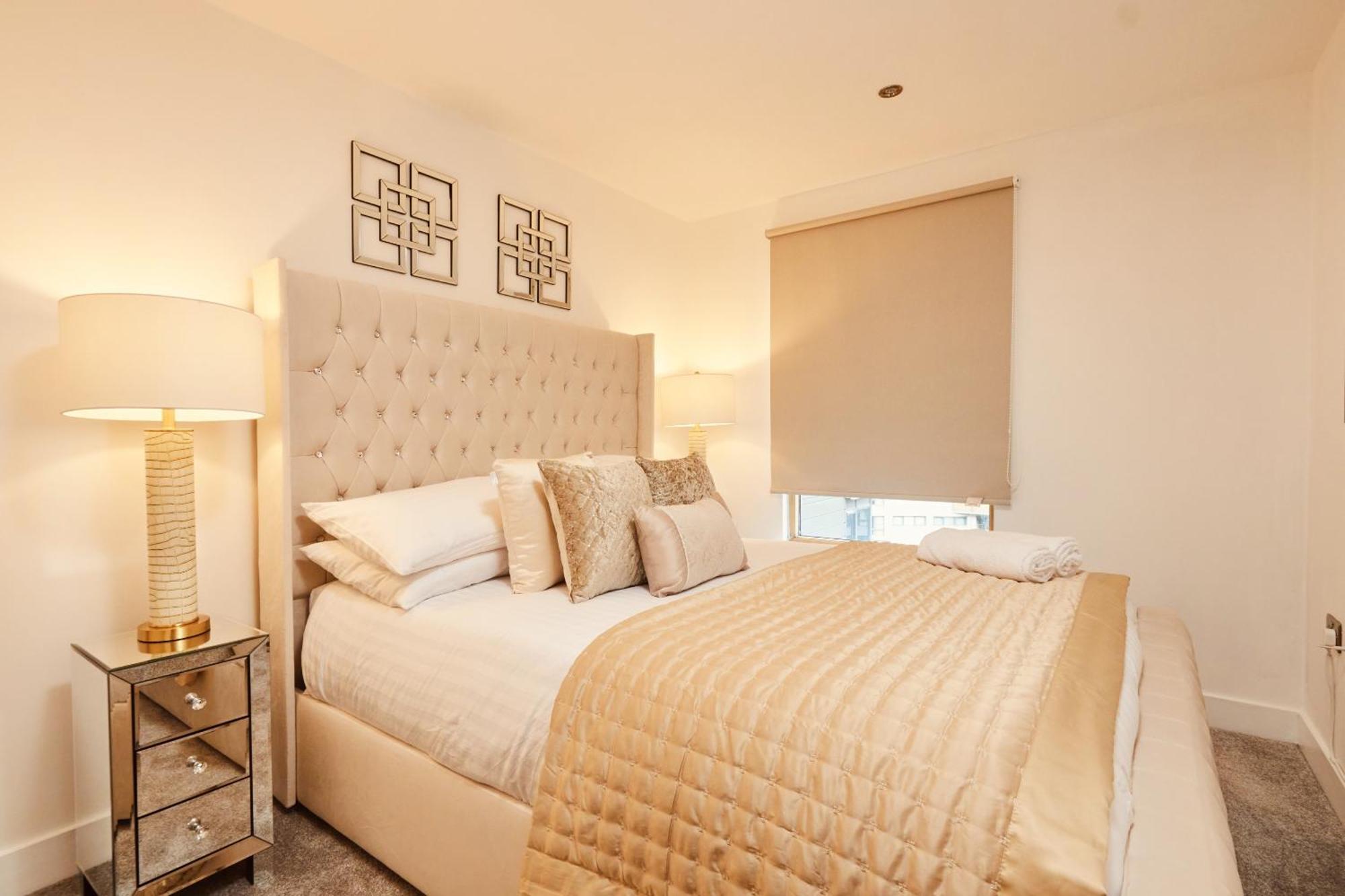 Deluxe City Apt, Beautiful River View,Free Parking No Balcony ليدز المظهر الخارجي الصورة