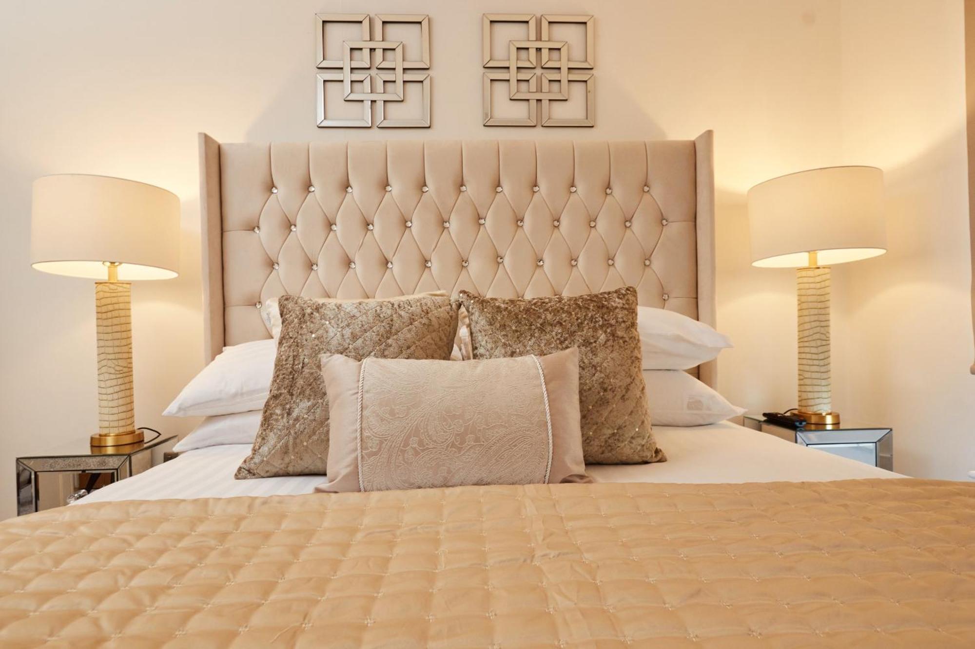Deluxe City Apt, Beautiful River View,Free Parking No Balcony ليدز المظهر الخارجي الصورة